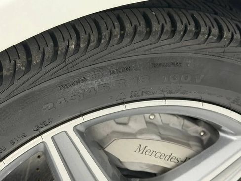 Used 2017 Mercedes-Benz E 400 4MATIC Wagon image 42