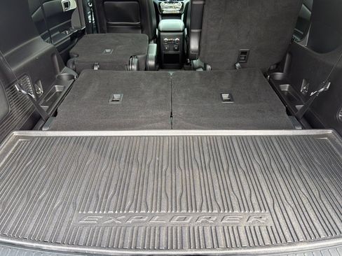 Used 2021 Ford Explorer ST w/ Equipment Group 401A image 16