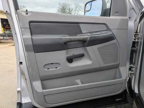 Used 2009 Dodge Ram 2500 Truck SLT w/ Trailer Tow Group image 15