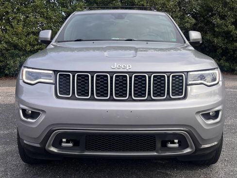 Used 2018 Jeep Grand Cherokee Limited image 11