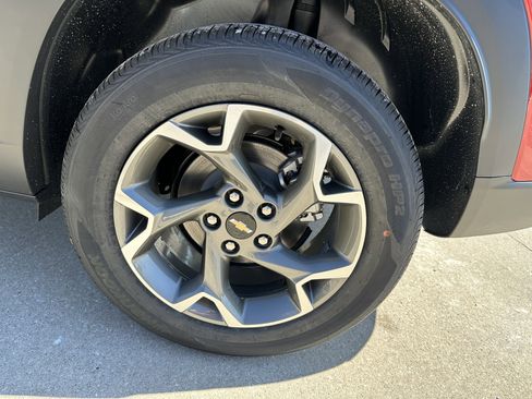 New 2026 Chevrolet Trax LT w/ Driver Confidence Package image 9