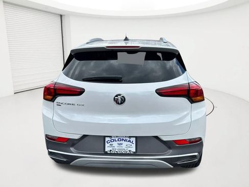 Used 2022 Buick Encore GX Essence w/ Experience Buick Package AWD/4WD image 6