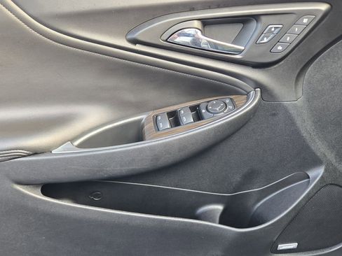 Used 2024 Chevrolet Malibu LT image 36