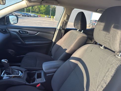 Used 2019 Nissan Rogue Sport S FWD image 26