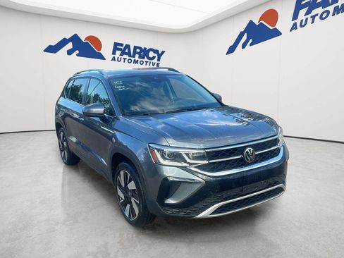 Used 2024 Volkswagen Taos SEL AWD/4WD image 4