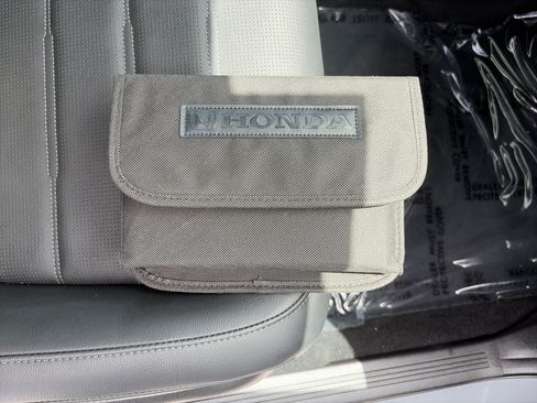 Certified 2025 Honda CR-V EX-L image 35