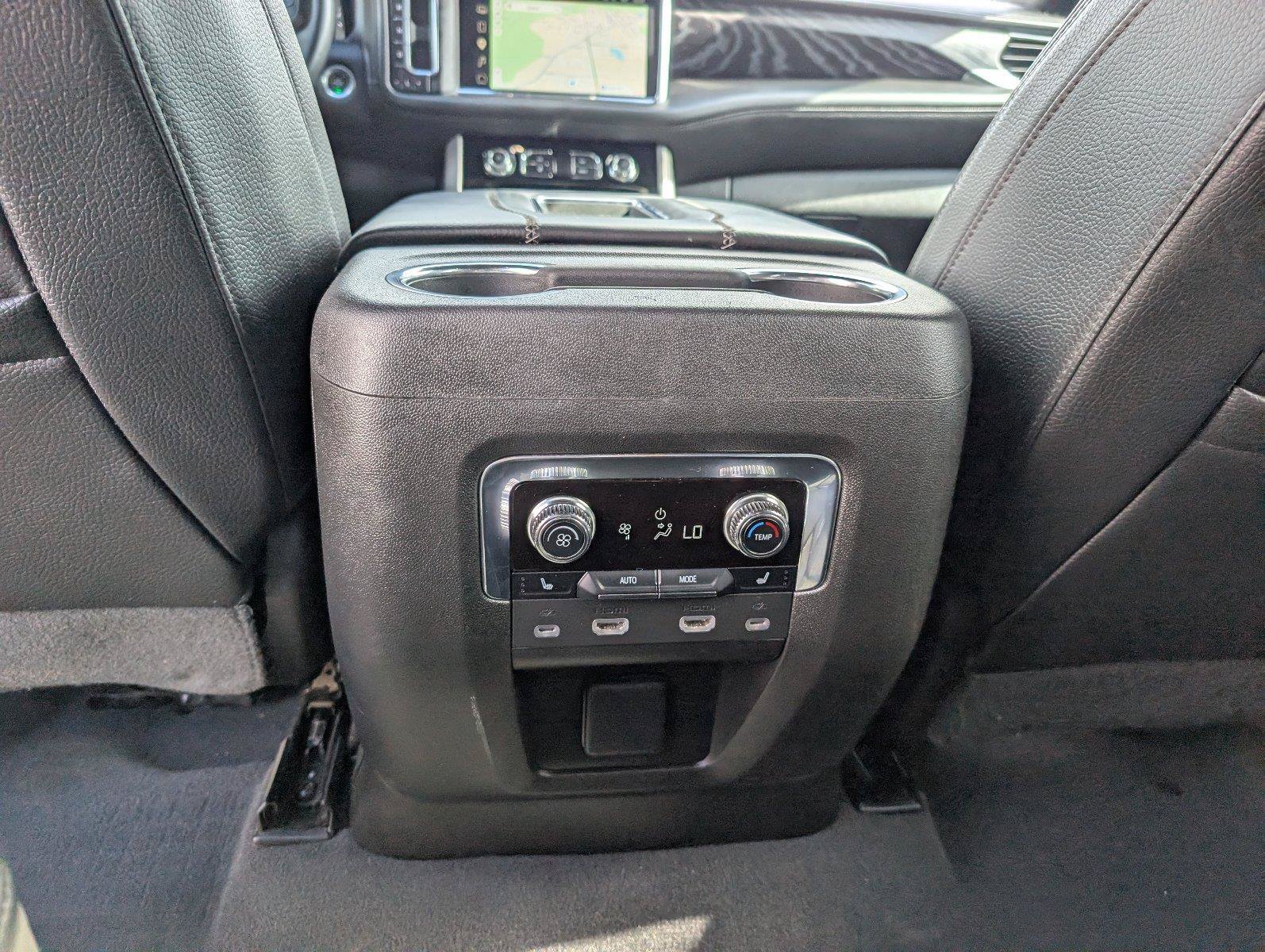 Used 2023 GMC Yukon Denali RWD image 35