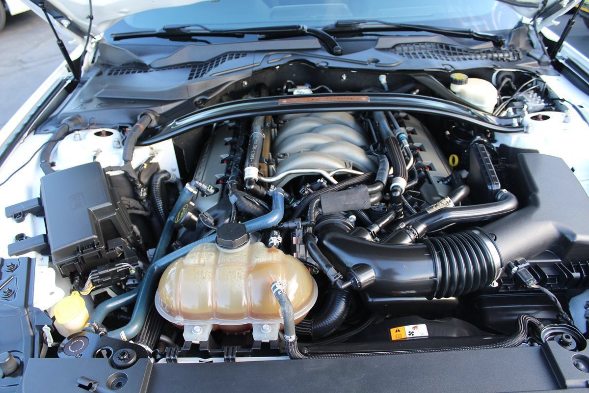 Used 2016 Ford Mustang GT w/ Interior & Wheel Package RWD image 32