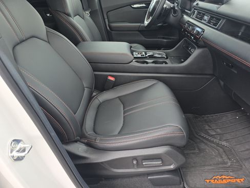 Certified 2026 Honda Pilot TrailSport image 23