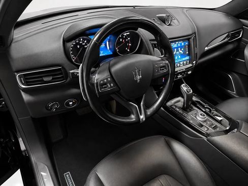 Used 2019 Maserati Levante S AWD/4WD image 10