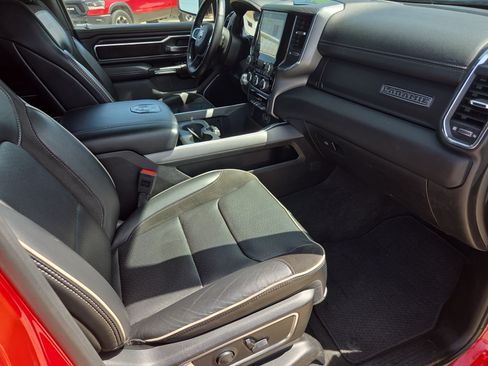 Used 2024 RAM 1500 Laramie RWD image 9