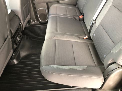 Used 2025 Chevrolet Silverado 1500 LT AWD/4WD image 10