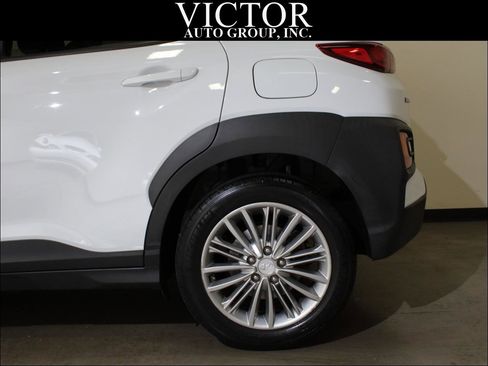 Used 2020 Hyundai Kona SEL image 7