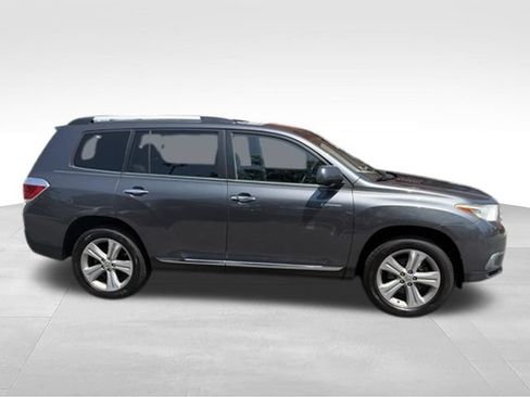 Used 2013 Toyota Highlander Limited AWD/4WD image 27