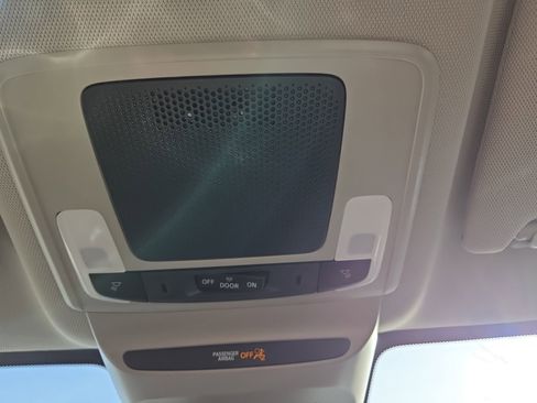 New 2026 Honda HR-V LX image 19