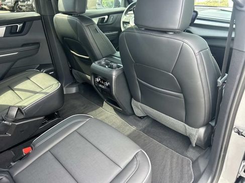 Used 2026 Buick Enclave Preferred FWD image 26