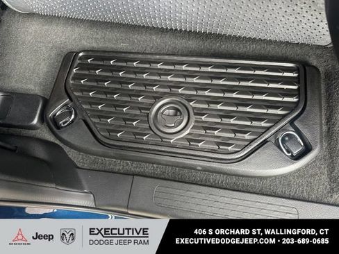 Used 2023 RAM 1500 Laramie AWD/4WD image 17