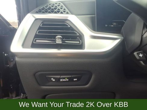 Used 2025 BMW X5 xDrive40i w/ M Sport Package image 31