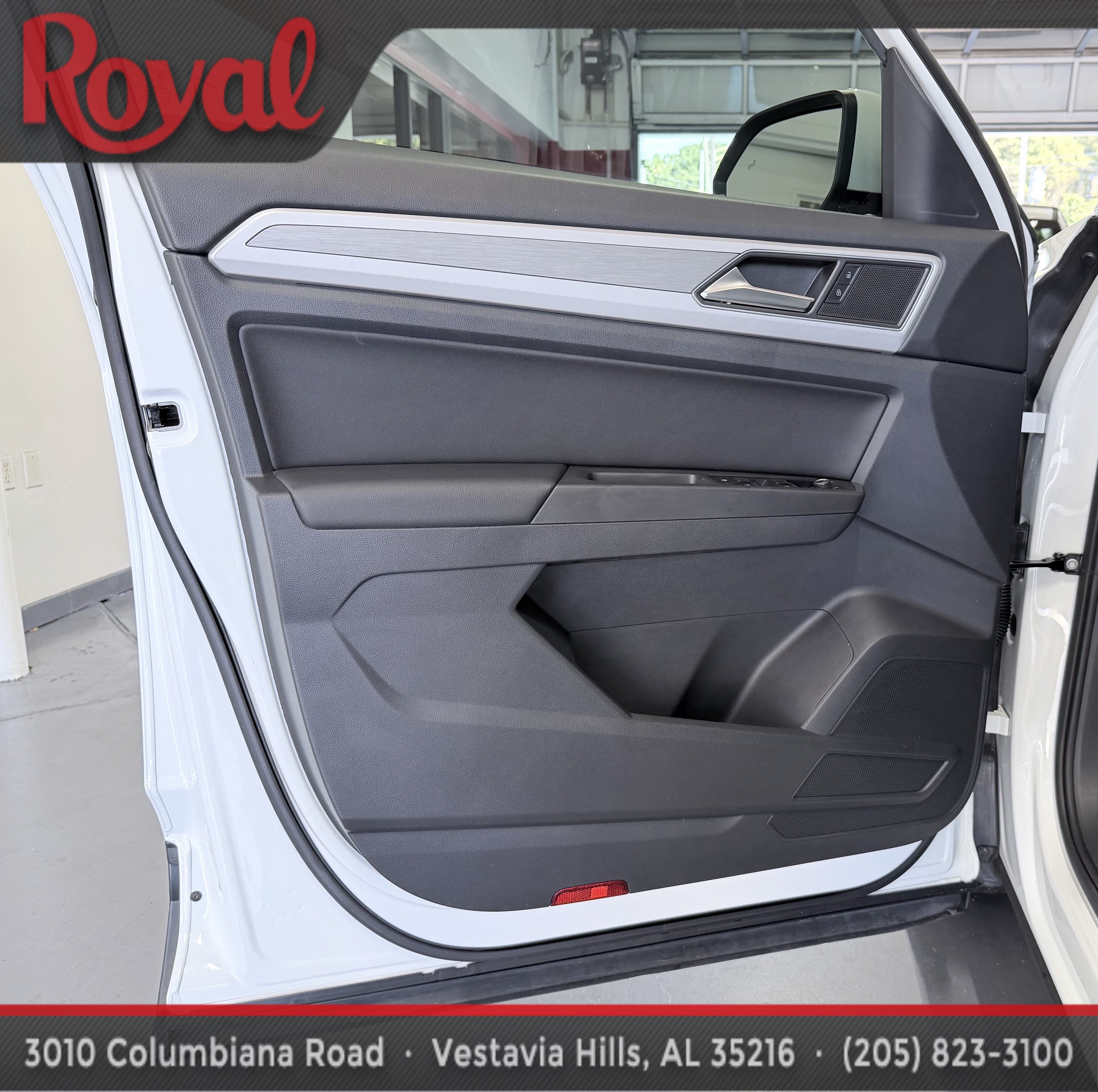 Used 2019 Volkswagen Atlas SE w/ Towing Package FWD image 11