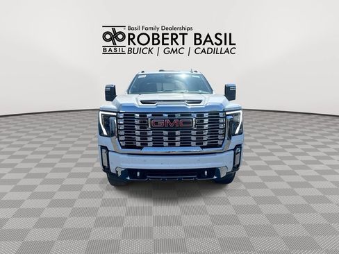 New 2026 GMC Sierra 2500 Denali w/ Denali Reserve Package AWD/4WD image 3