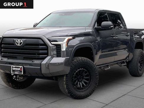 Used 2023 Toyota Tundra SR5 w/ SR5 Convenience Package AWD/4WD image 1