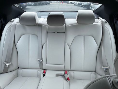 Used 2025 Genesis G70 2.5T RWD image 14