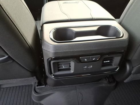 New 2026 GMC Sierra 2500 AT4 w/ AT4 Premium Plus Package image 38