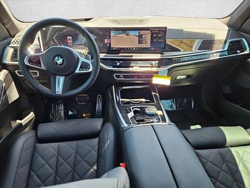 New 2027 BMW X7 xDrive40i w/ M Sport Package AWD/4WD image 14