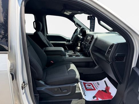 Used 2019 Ford F150 XLT w/ Equipment Group 302A Luxury AWD/4WD image 26