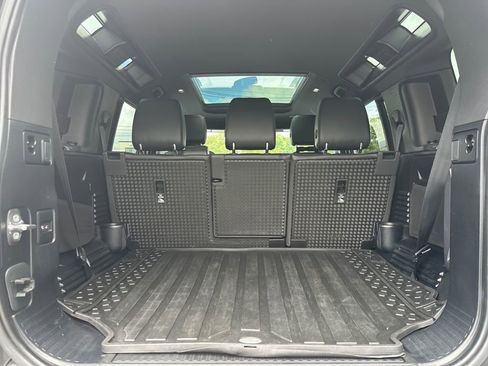 Used 2023 Land Rover Defender 110 S AWD/4WD image 17
