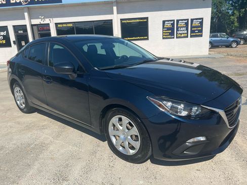 Used 2016 MAZDA MAZDA3 i Sport FWD image 4