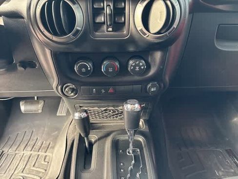 Used 2015 Jeep Wrangler Unlimited Sport w/ Quick Order Package 24S image 18