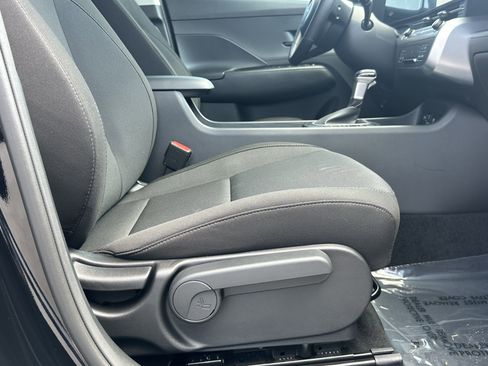 Used 2025 Hyundai Kona SEL image 16