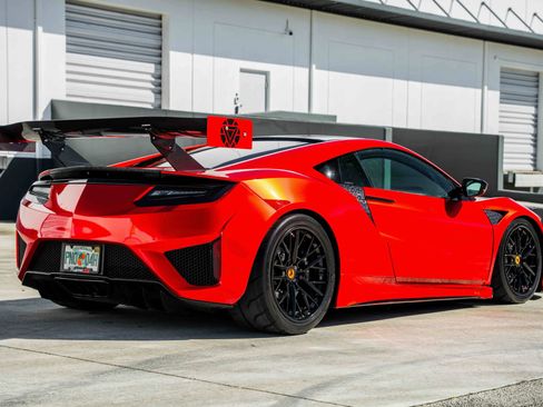 Used 2017 Acura NSX image 7