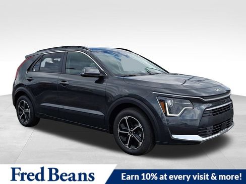 New 2026 Kia Niro EX FWD image 1