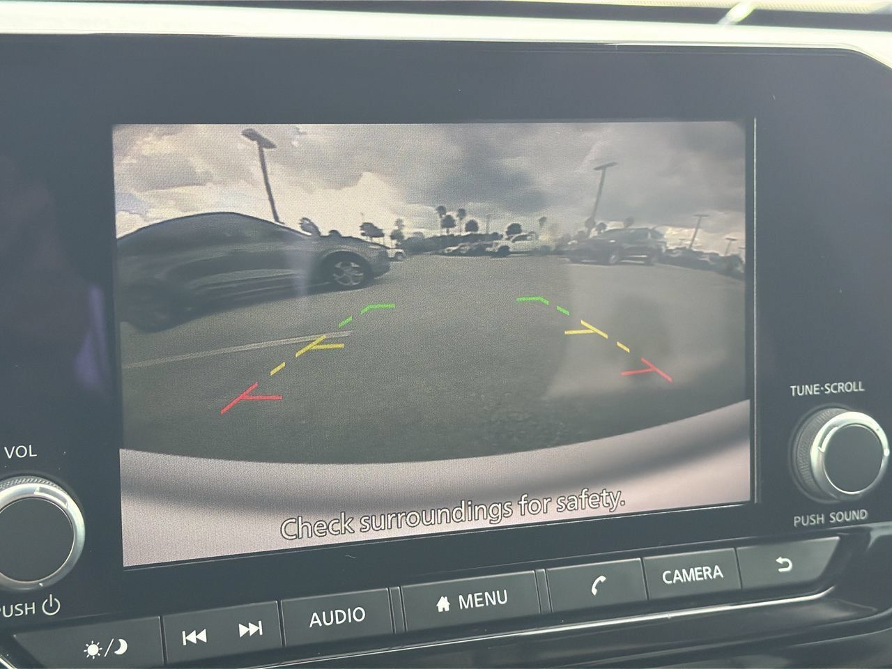 Used 2024 Nissan Pathfinder SV FWD image 22