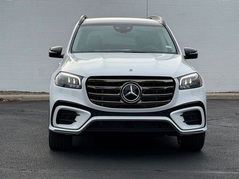 New 2026 Mercedes-Benz GLS 450 4MATIC image 2