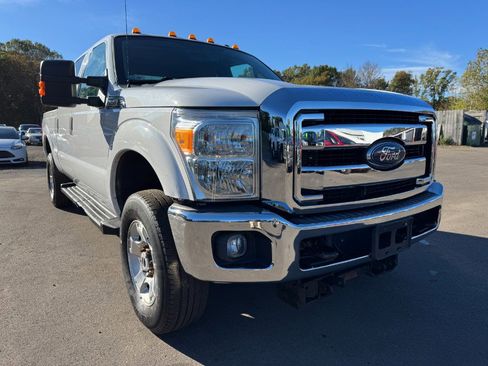 Used 2014 Ford F250 XLT w/ Advanced Security Group image 7