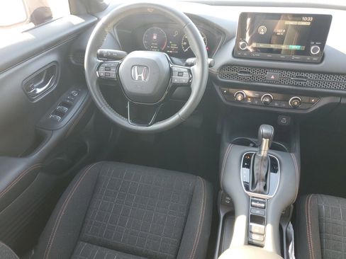 Used 2024 Honda HR-V Sport image 12