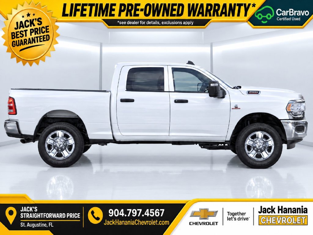 Used 2024 RAM 2500 Tradesman w/ Chrome Appearance Group AWD/4WD image 4