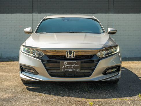 Used 2020 Honda Accord Sport image 2