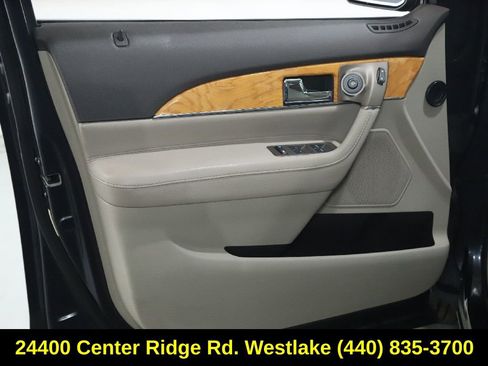 Used 2015 Lincoln MKX AWD w/ Equipment Group 102A image 16