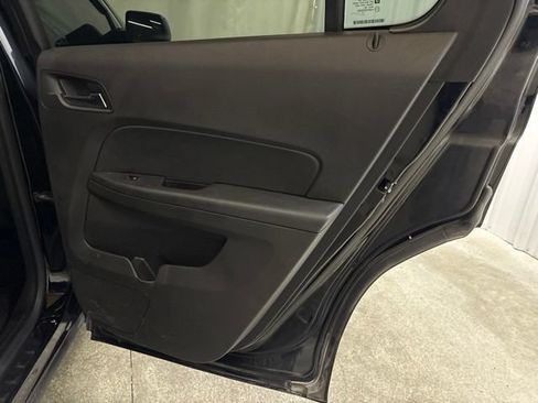 Used 2014 Chevrolet Equinox LS FWD image 17