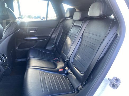 Used 2025 Mercedes-Benz GLC 350e GLC 350e image 26