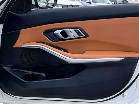 Used 2022 BMW 330e w/ M Sport Package image 19