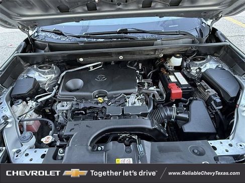 Used 2019 Toyota RAV4 LE image 30