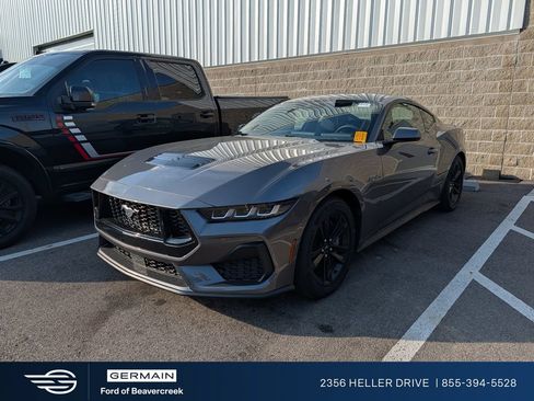Used 2025 Ford Mustang GT RWD image 1