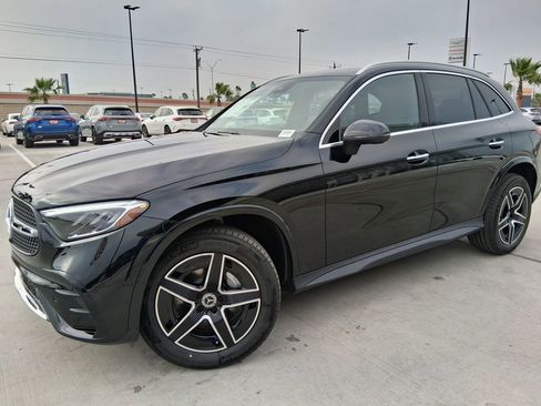 New 2026 Mercedes-Benz GLC 300 4MATIC image 3