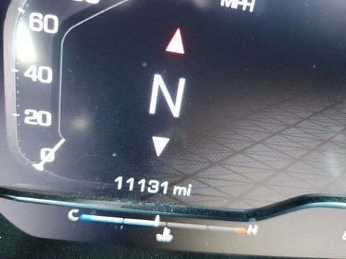 Used 2024 GMC Sierra 1500 Elevation w/ Preferred Package image 11