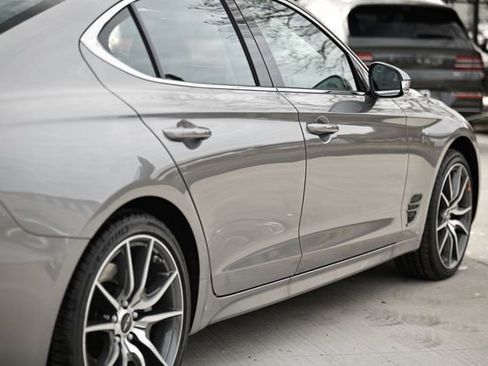 New 2026 Genesis G70 2.5T image 8